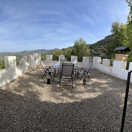 Noviembre La Iruela Villa Luaran gambar