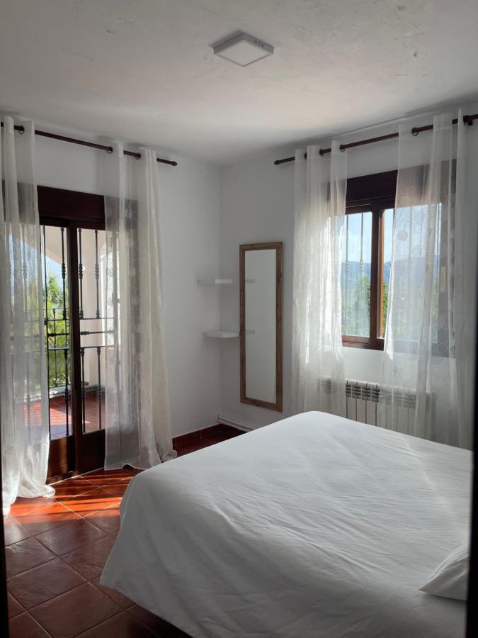 Noviembre La Iruela Villa Luaran gambar