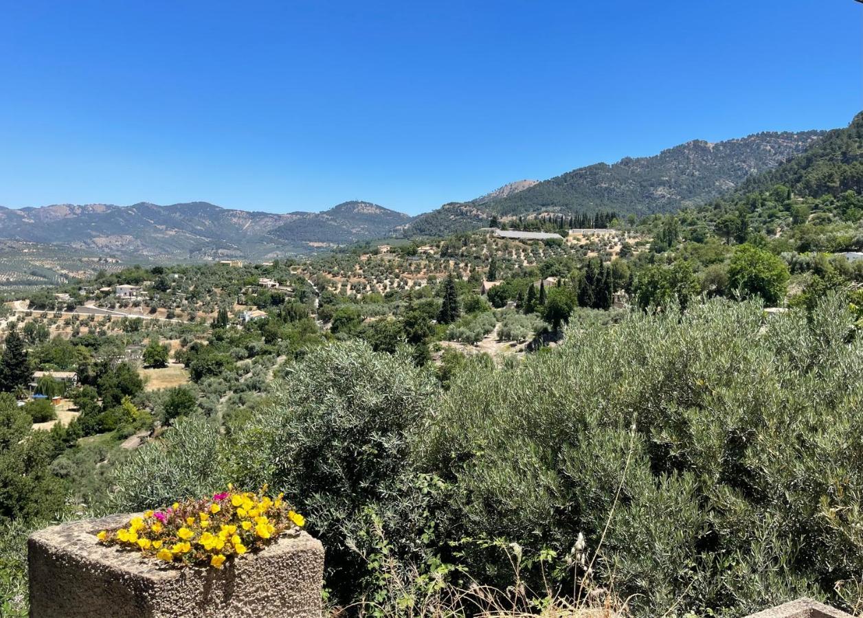 Noviembre La Iruela Villa Luaran gambar