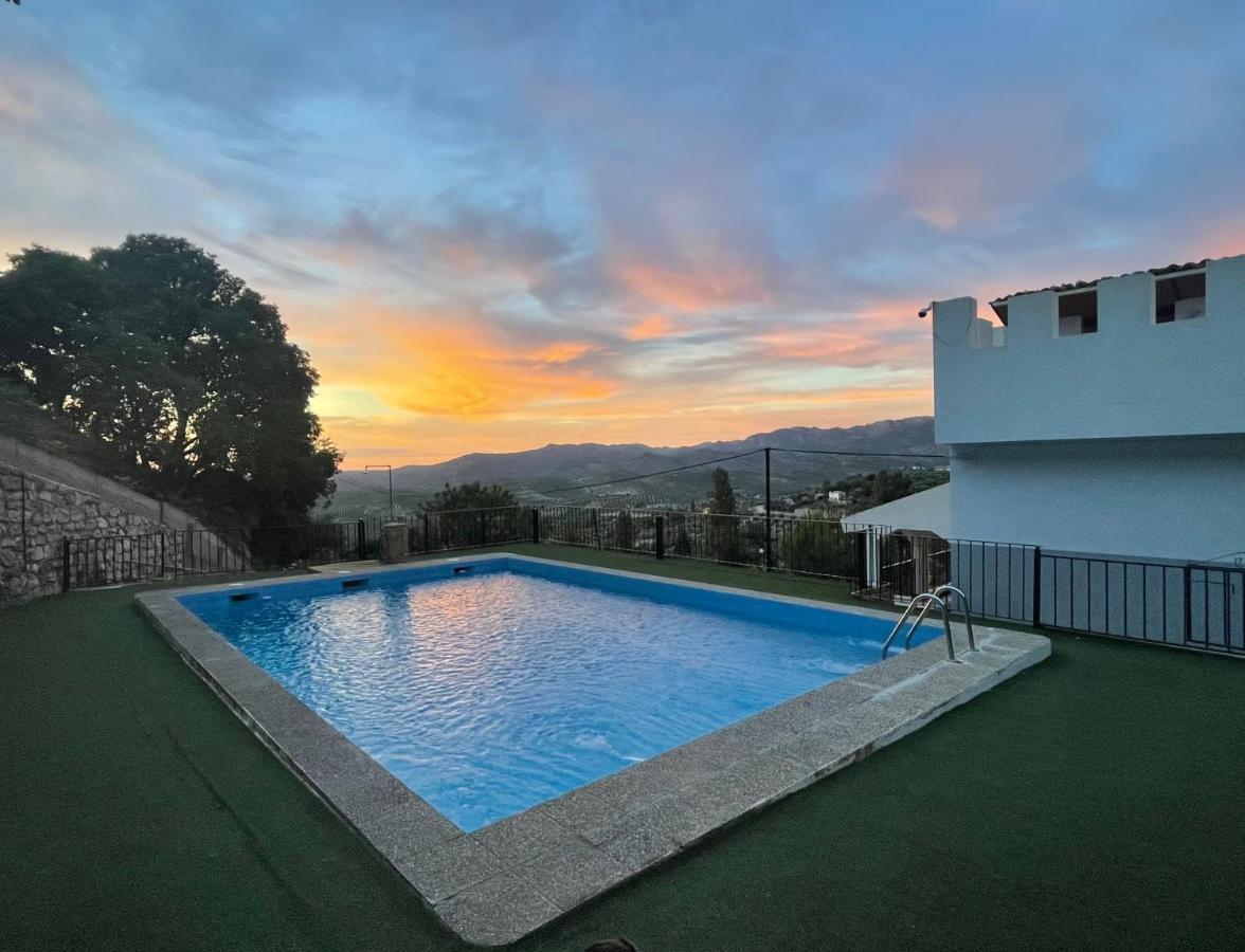 Noviembre La Iruela Villa Luaran gambar