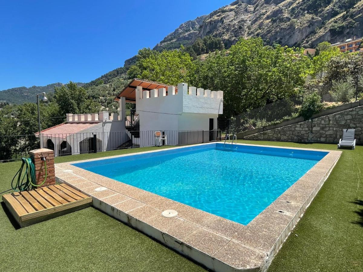 Noviembre La Iruela Villa Luaran gambar