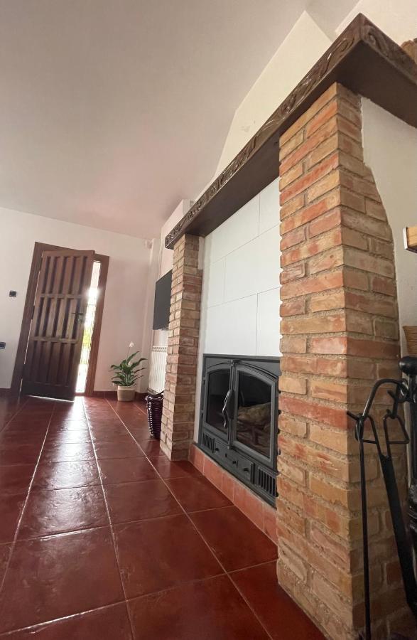 Noviembre La Iruela Villa Luaran gambar