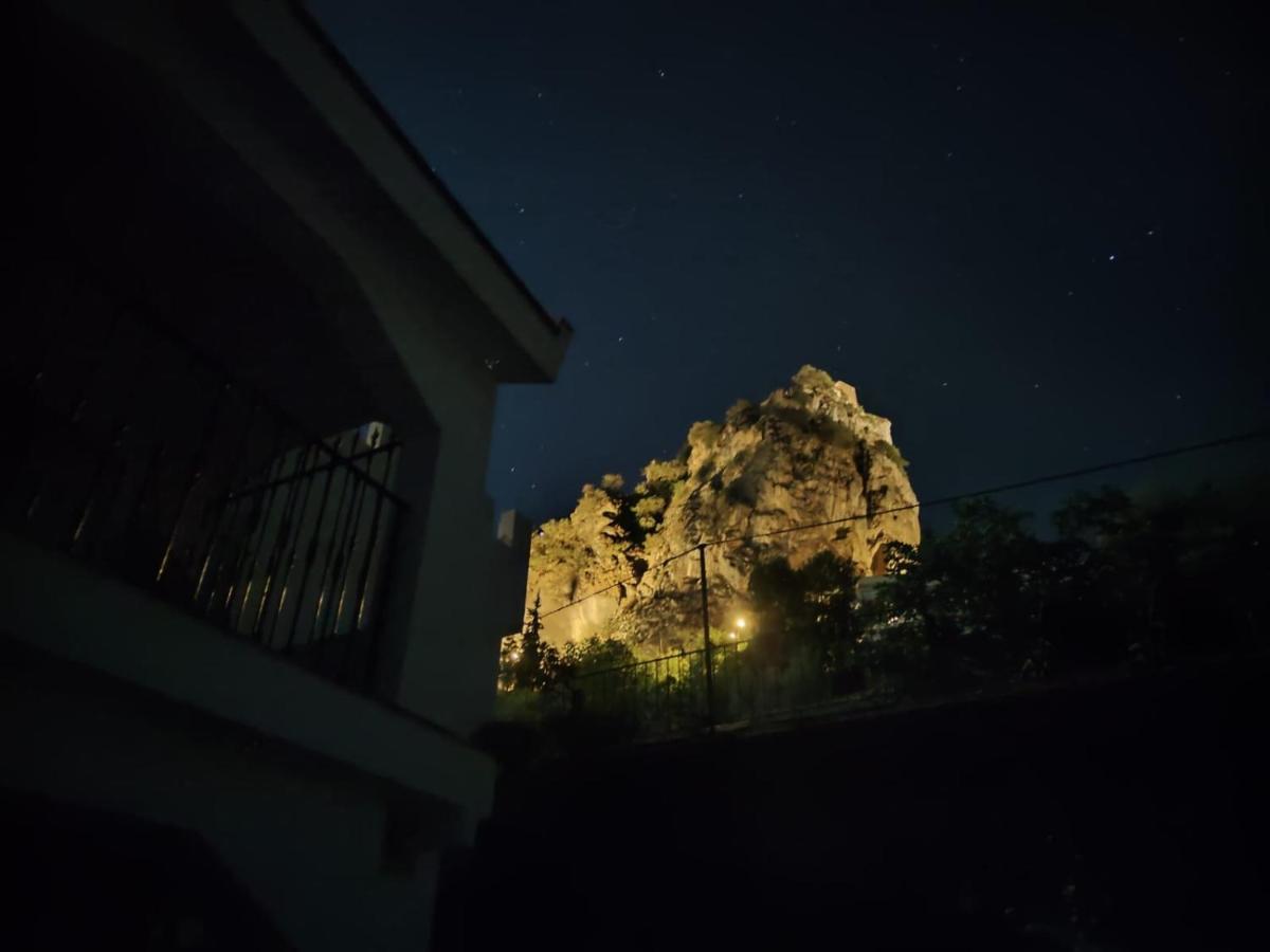 Noviembre La Iruela Villa Luaran gambar
